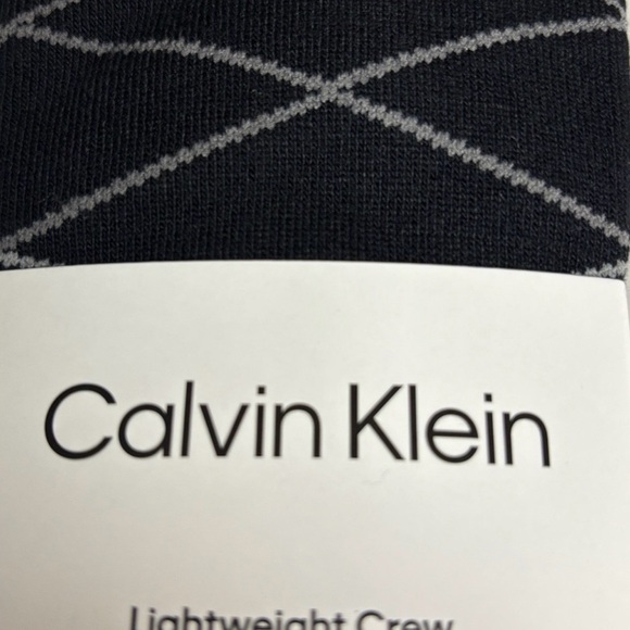 New Calvin Klein Socks 4 Pairs Men’s Lightweight Crew Pattern Casual Preppy Sock - Picture 6 of 13